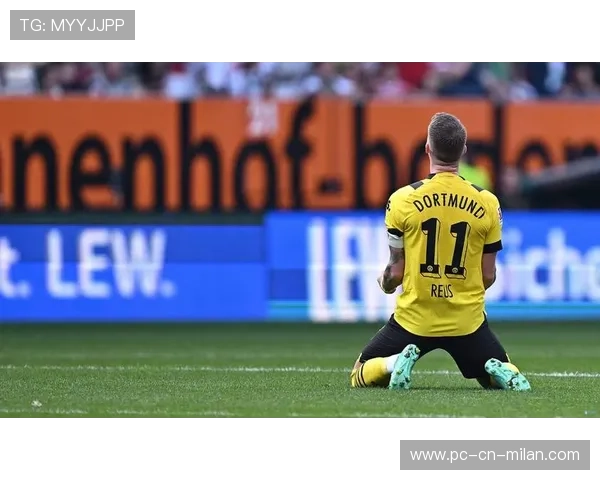 多特罗伊斯禁区绕开防守推射攻入关键进球