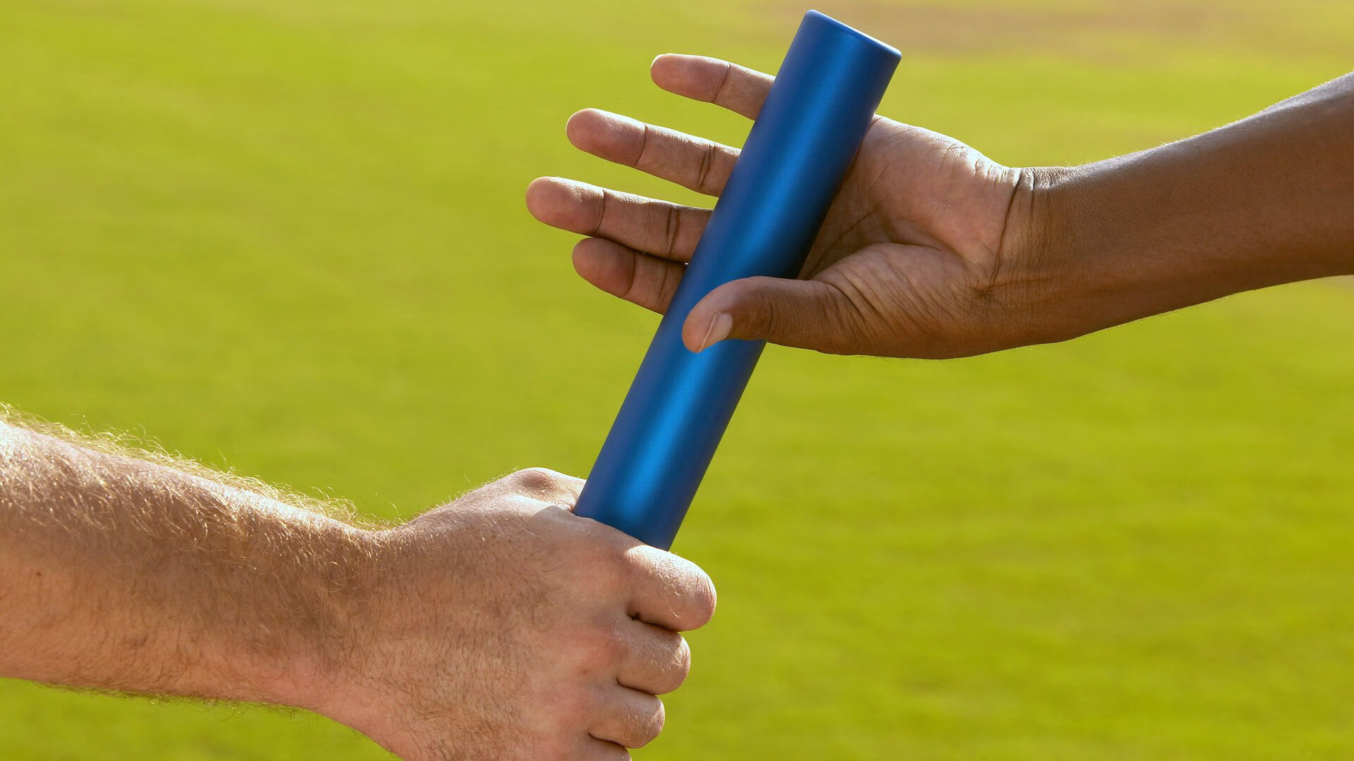 米兰体育官网平台-CBA联赛吸引更多企业关注篮球商业潜力,cba球队盈利模式